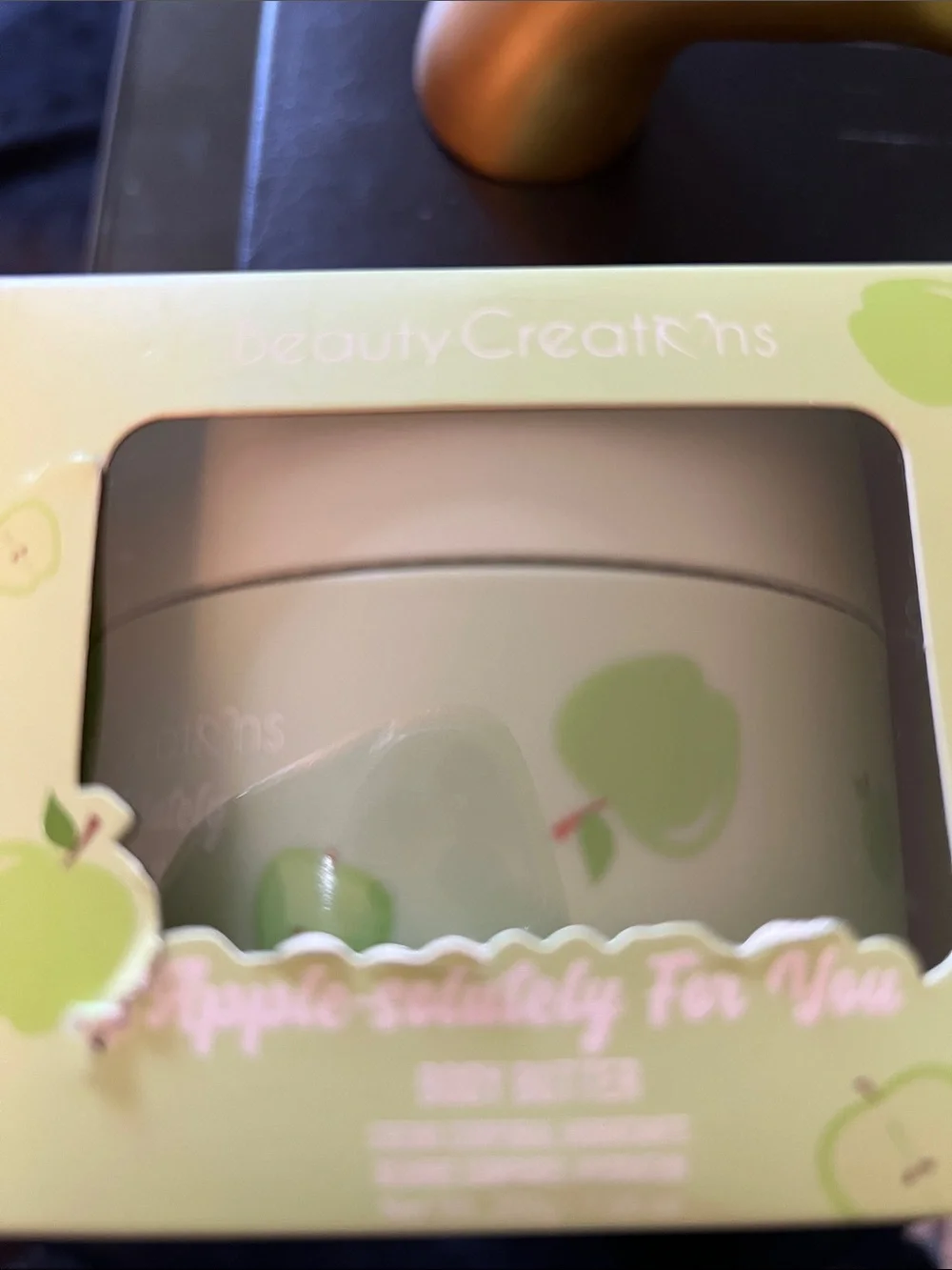 Beauty Creations pair apple